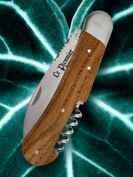 Futuriste Pocket knife, oak wood