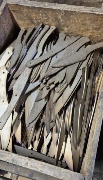 full-tang-laser-cut-steel